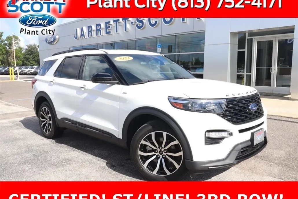 2022 Ford Explorer ST-Line photo 1