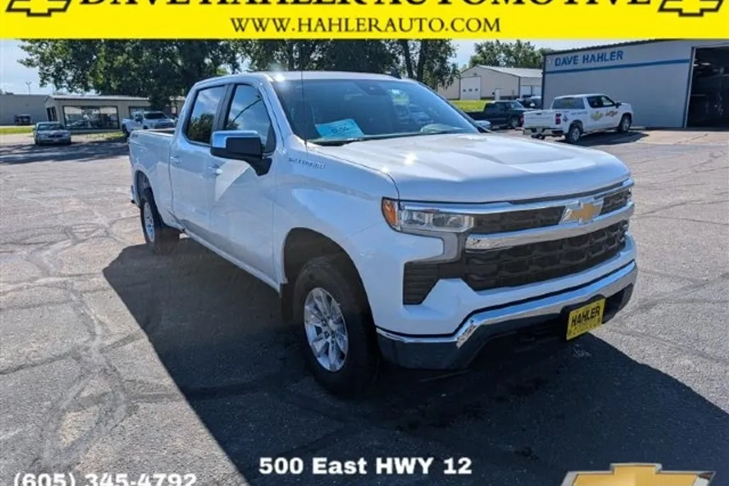 2026 Chevrolet Silverado 1500 LT photo 1