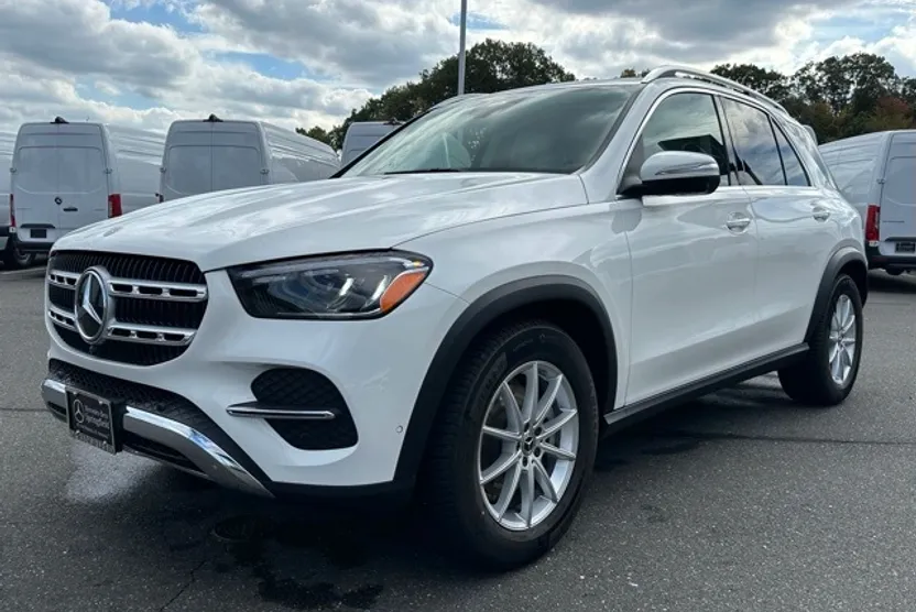 2025 Mercedes Benz GLE 350 4MATIC photo 1