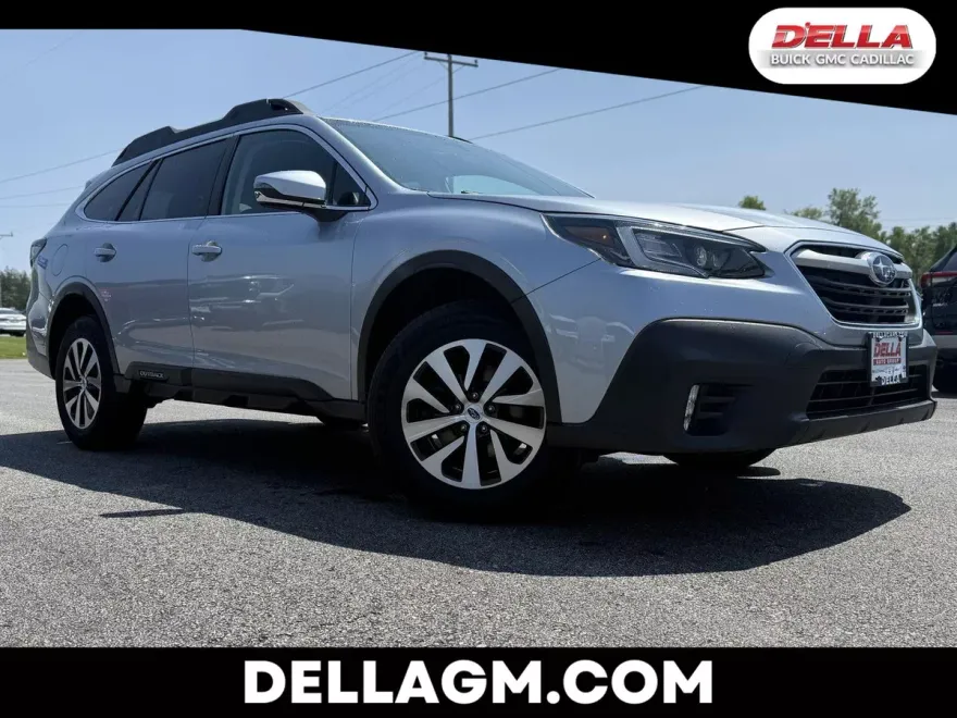 2020 Subaru Outback Premium photo 1