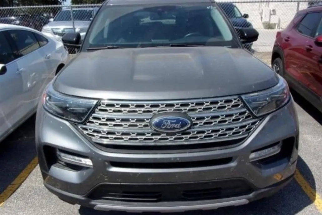 2023 Ford Explorer Limited photo 1