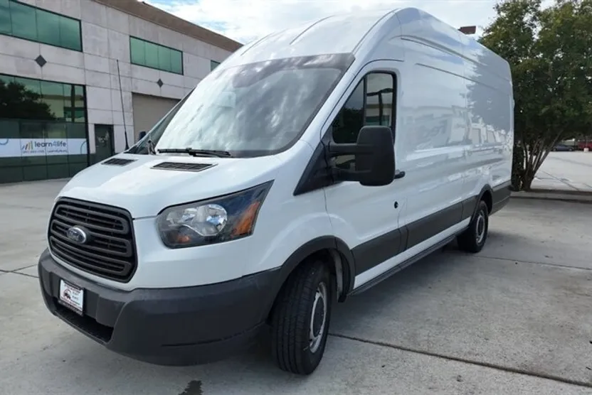 2018 Ford Transit photo 1
