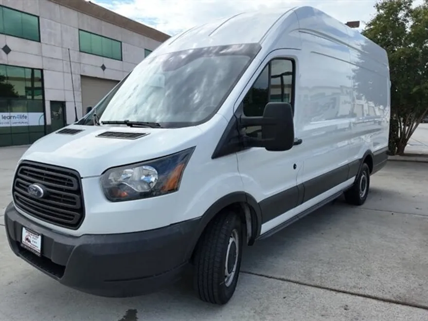 2018 Ford Transit photo 1