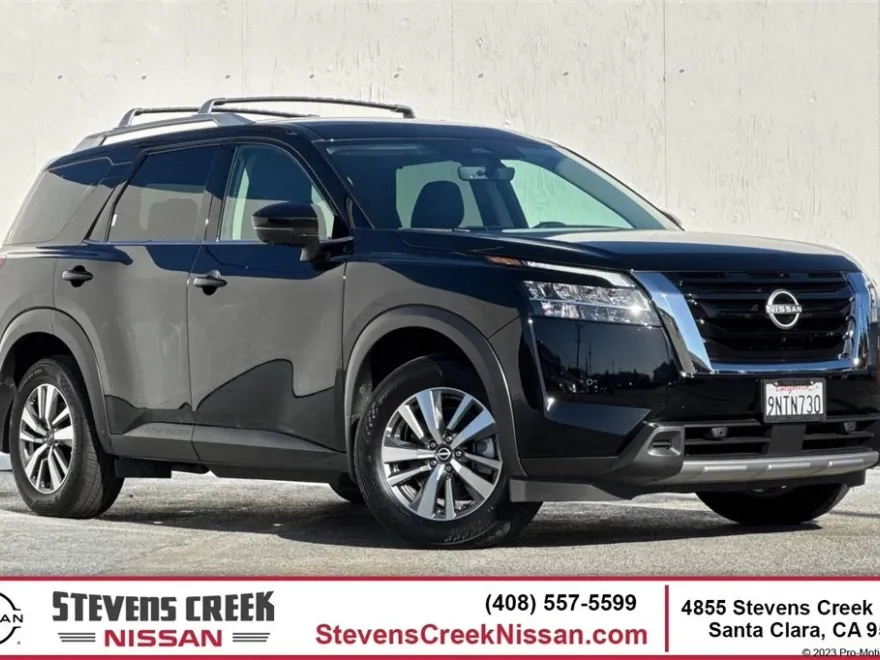 2024 Nissan Pathfinder SL photo 1
