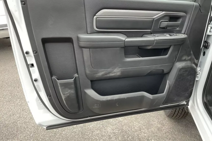 2024 Ram 3500 Tradesman photo 1