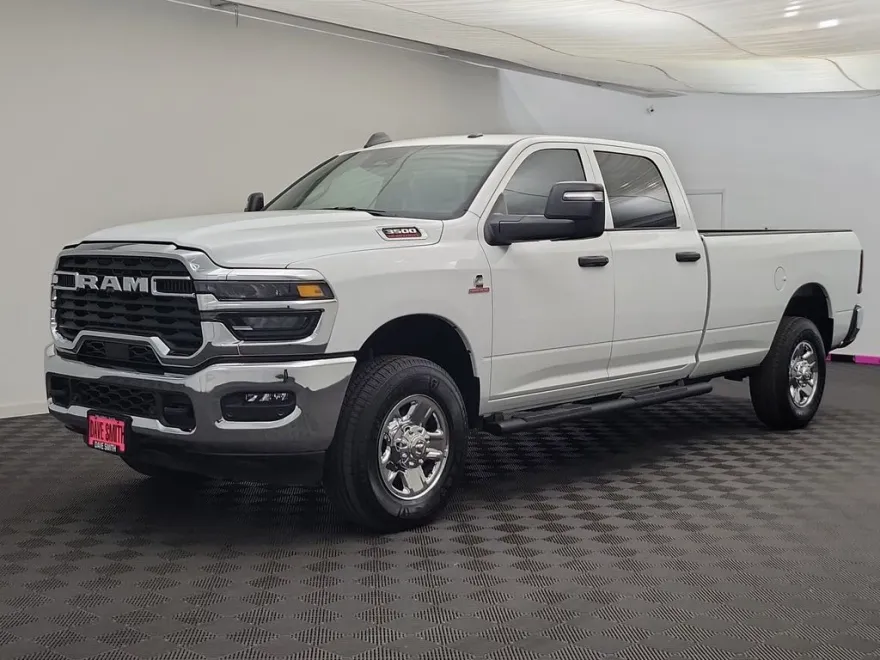 2025 Ram 3500 Tradesman photo 1