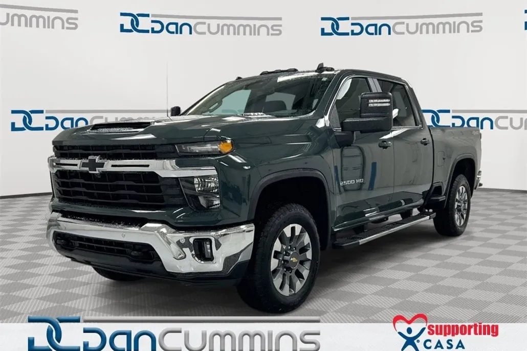 2025 Chevrolet Silverado 2500HD LT photo 1