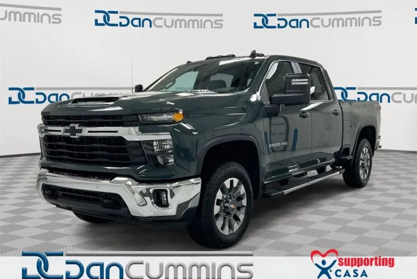 2025 Chevrolet Silverado 2500HD LT photo 1