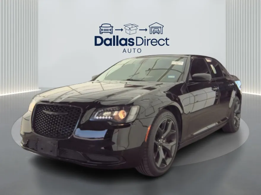 2020 Chrysler 300 Touring photo 1