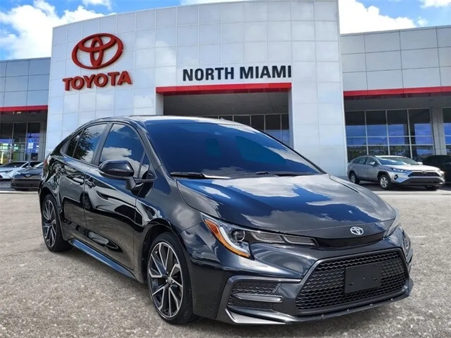 2021 Toyota Corolla SE photo 1