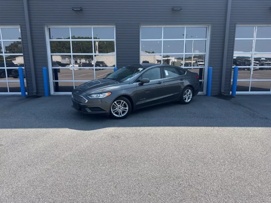 2018 Ford Fusion Hybrid S photo 1