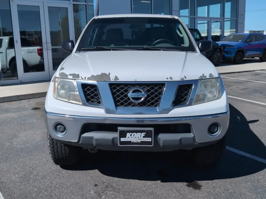 2009 Nissan Frontier SE photo 1