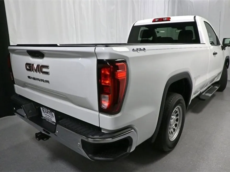 2022 Gmc Sierra 1500 Pro photo 1