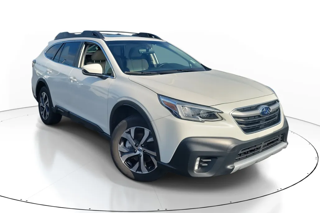 2022 Subaru Outback Limited photo 1