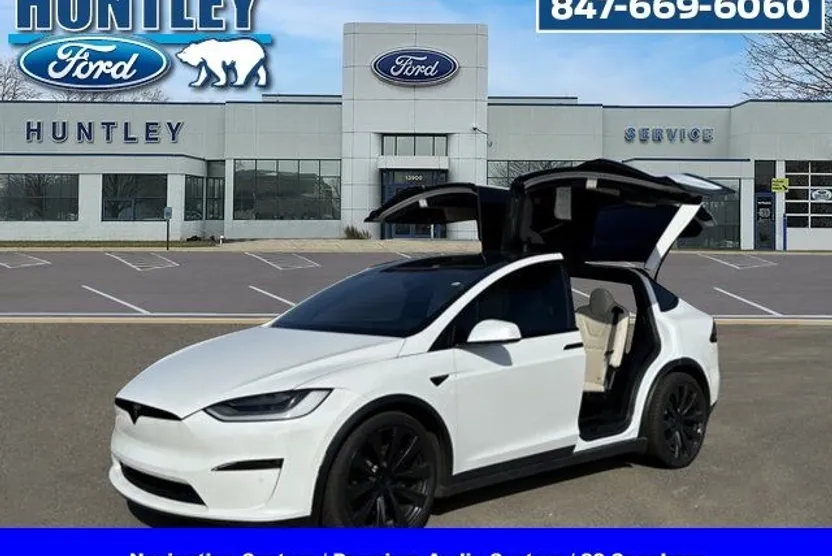 2023 Tesla Model X photo 1