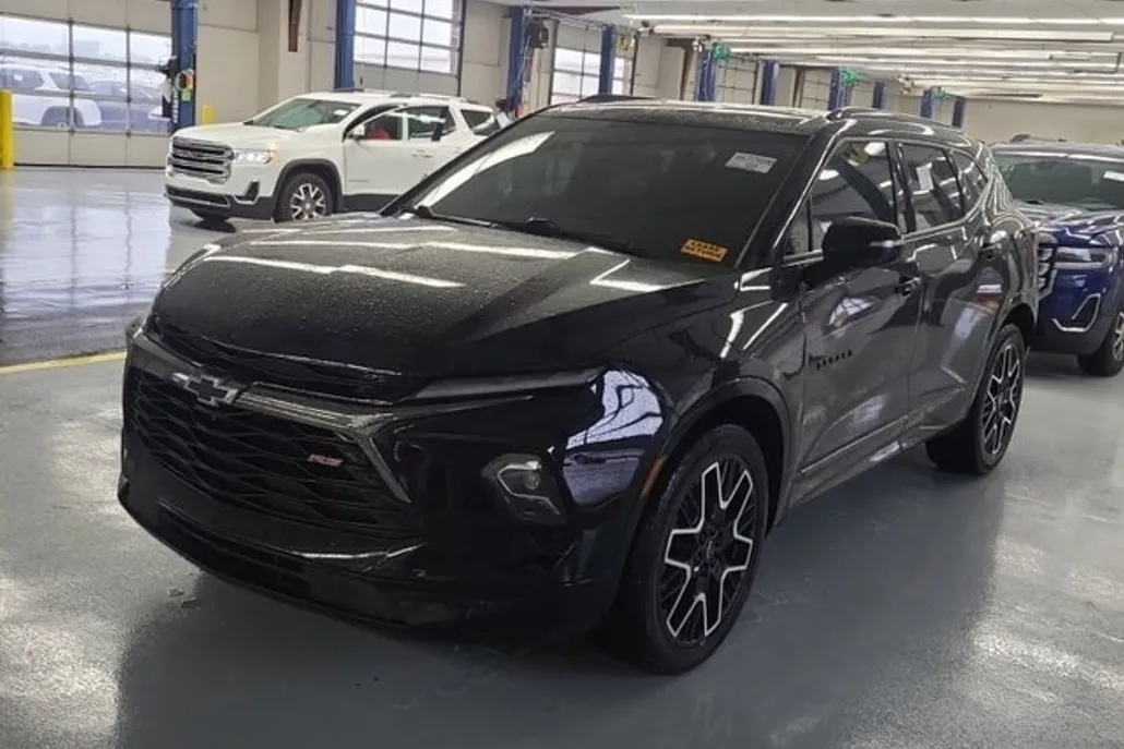 2024 Chevrolet Blazer RS photo 1