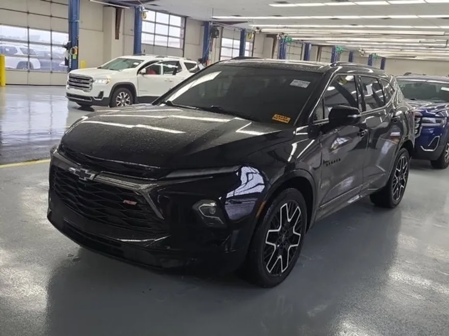 2024 Chevrolet Blazer RS photo 1
