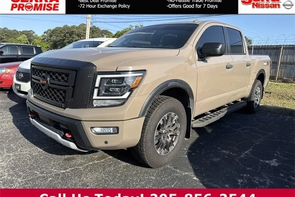 2021 Nissan Titan PRO-4X photo 1