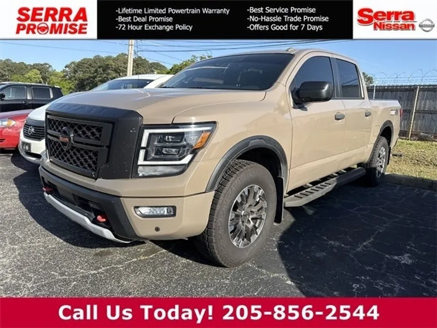 2021 Nissan Titan PRO-4X photo 1