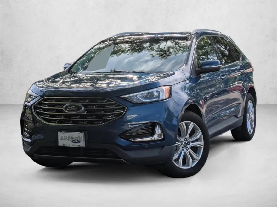 2020 Ford Edge Titanium photo 1
