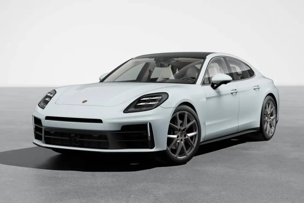 2026 Porsche Panamera 4 photo 1