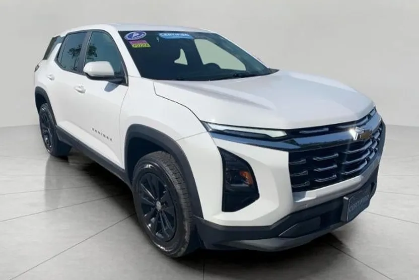 2025 Chevrolet Equinox LT photo 1