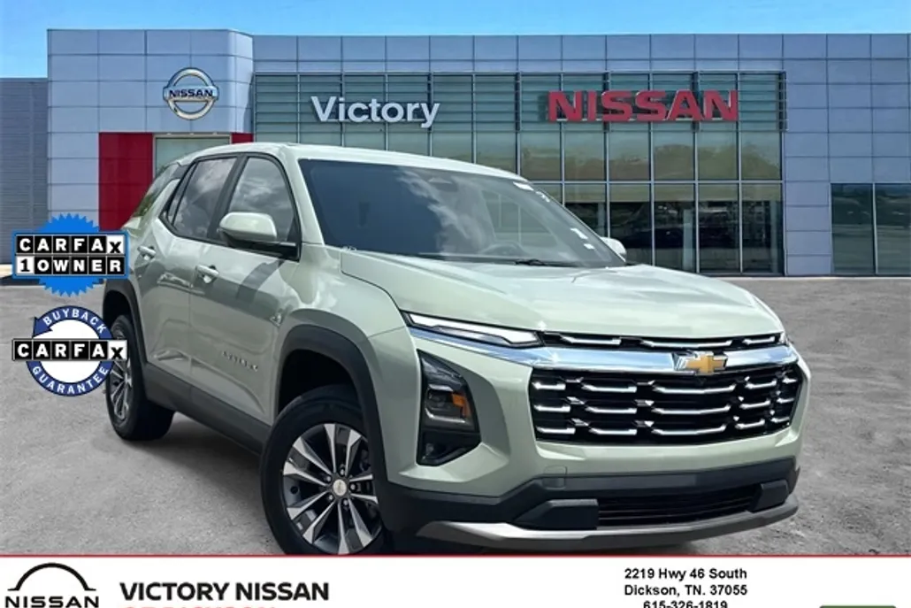 2025 Chevrolet Equinox LT photo 1