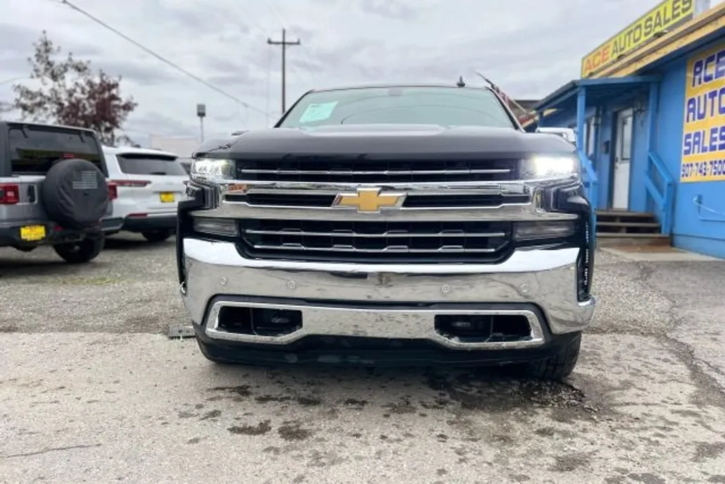 2019 Chevrolet Silverado LTZ photo 1
