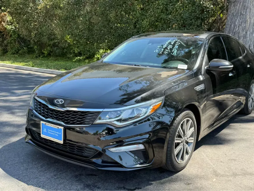 2019 Kia Optima LX photo 1