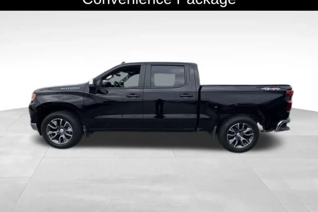 2023 Chevrolet Silverado 1500 LT photo 1