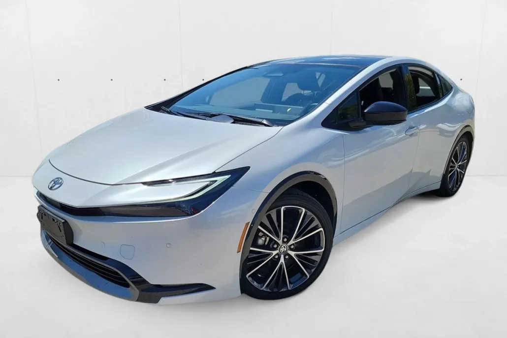 2024 Toyota Prius Limited photo 1