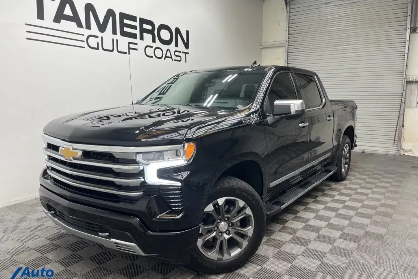 2024 Chevrolet Silverado 1500 High Country photo 1