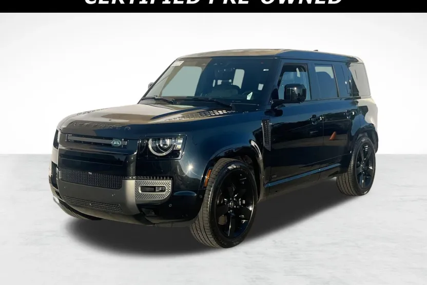 2025 Land Rover Defender 110 V8 photo 1
