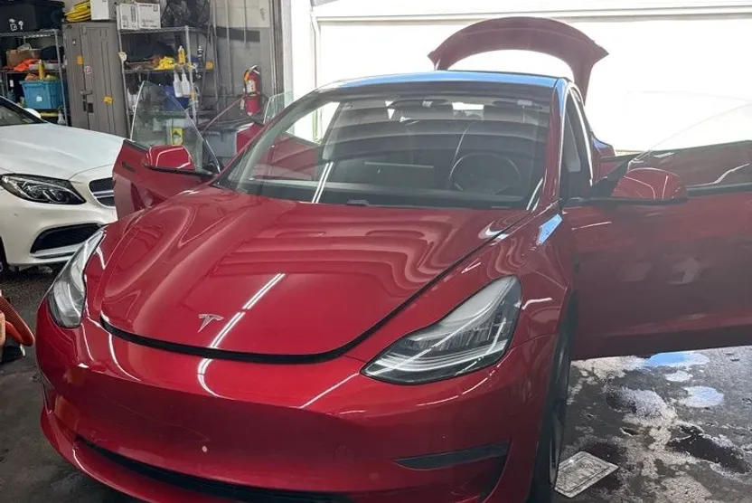 2021 Tesla Model 3 Standard Range Plus photo 1
