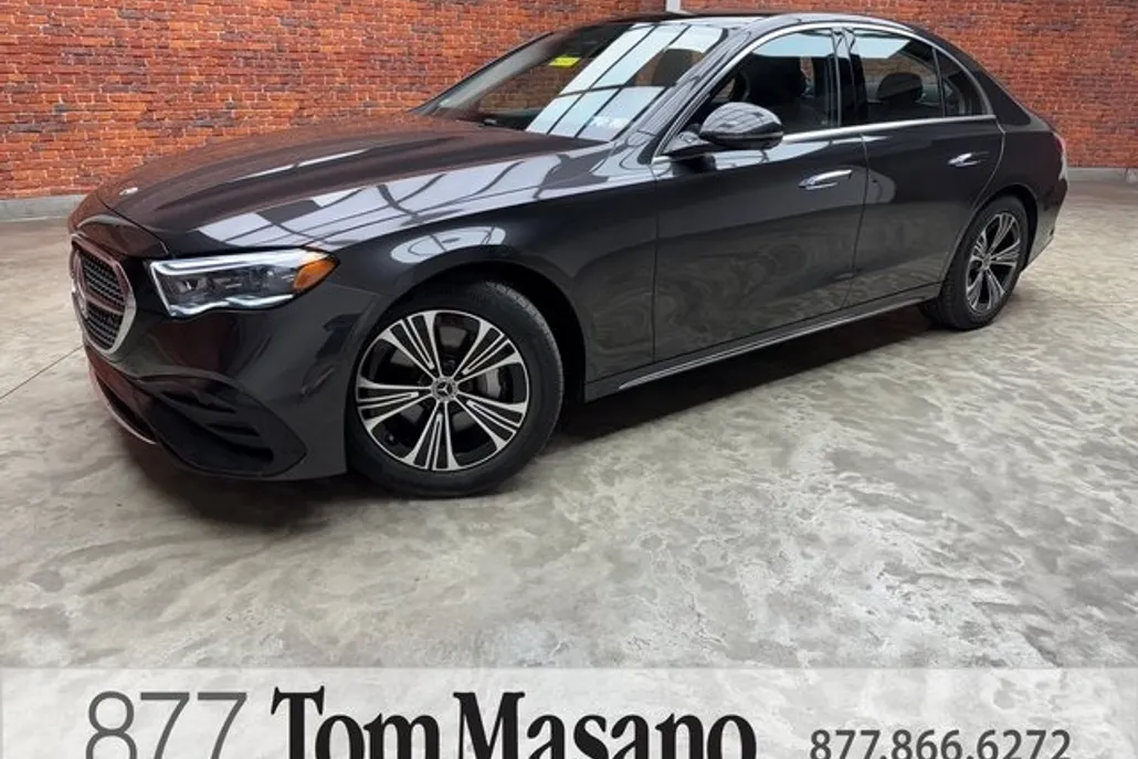 2025 Mercedes Benz E 350 4MATIC photo 1