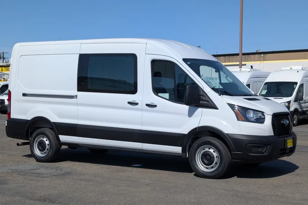 2023 Ford Transit photo 1