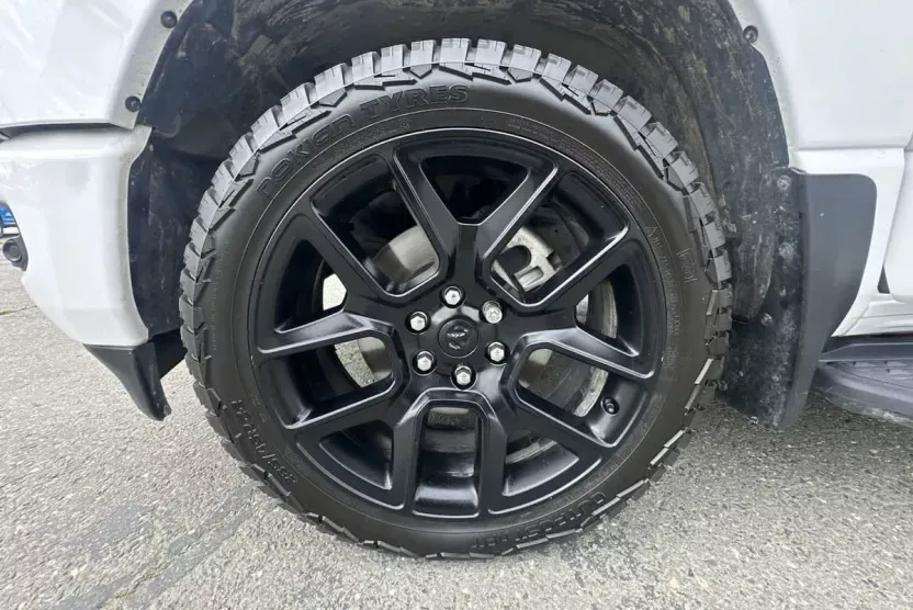 2023 Ram 1500 Laramie photo 1