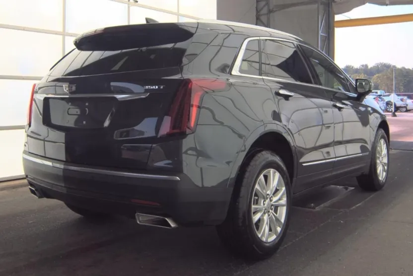 2023 Cadillac XT5 Luxury photo 1