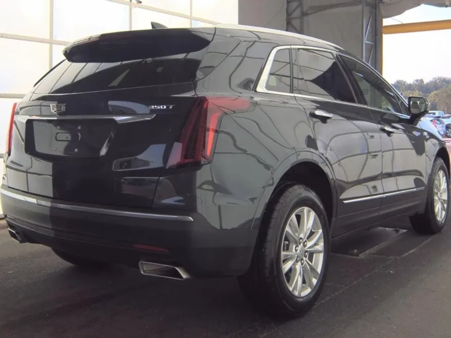 2023 Cadillac XT5 Luxury photo 1