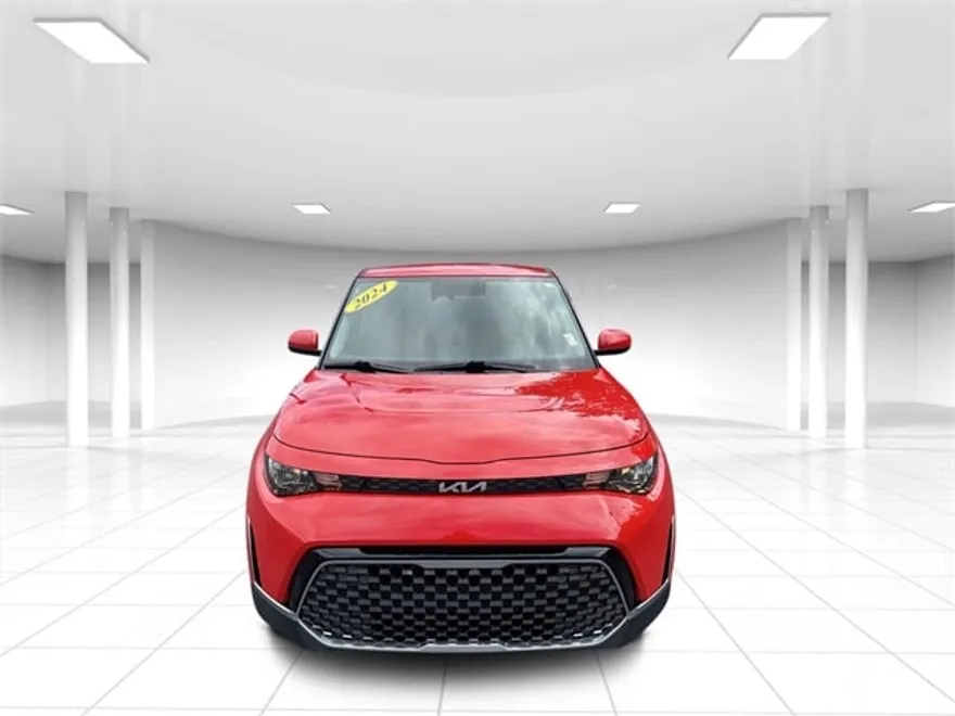 2024 Kia Soul EX photo 1