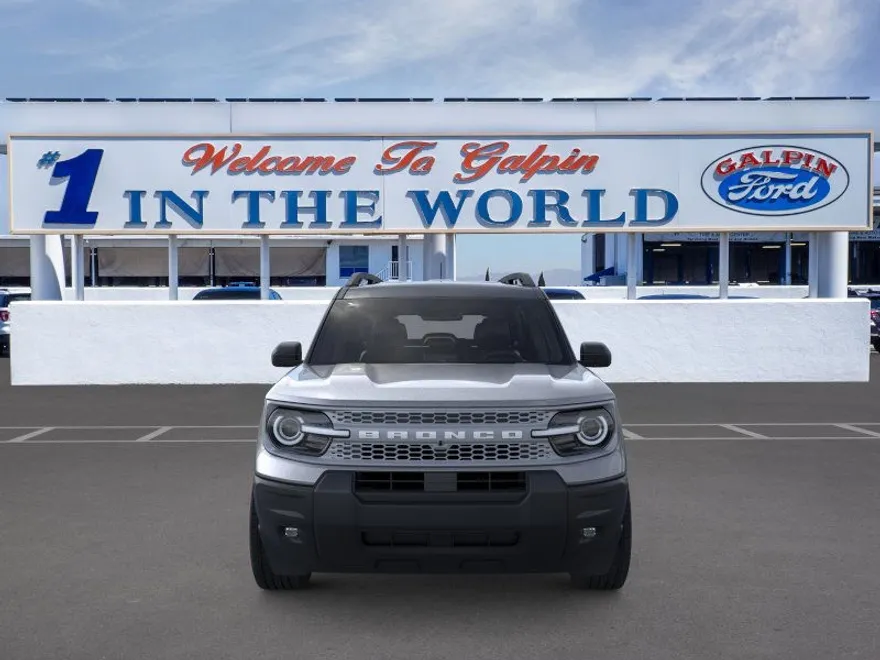 2025 Ford Bronco Sport Outer Banks photo 1