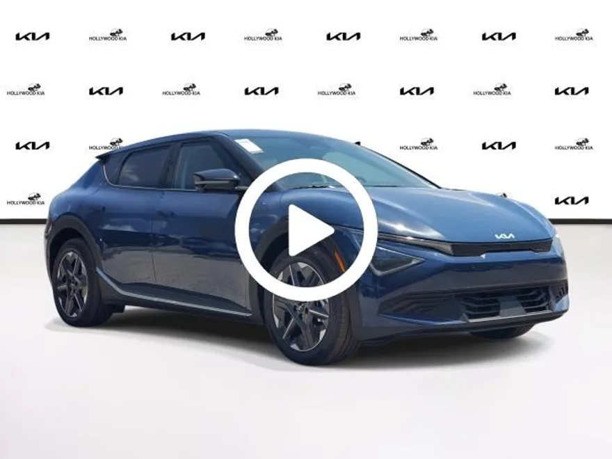 2025 Kia EV6 Wind photo 1