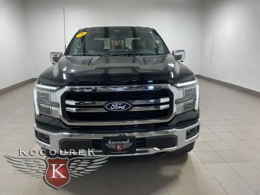2025 Ford F-150 Lariat photo 1