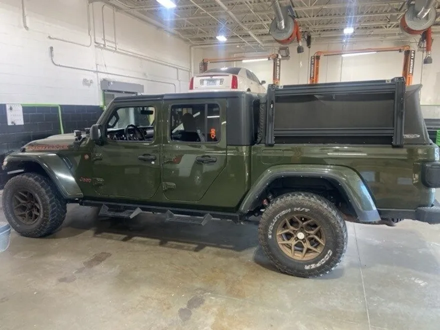 2022 Jeep Gladiator Mojave photo 1
