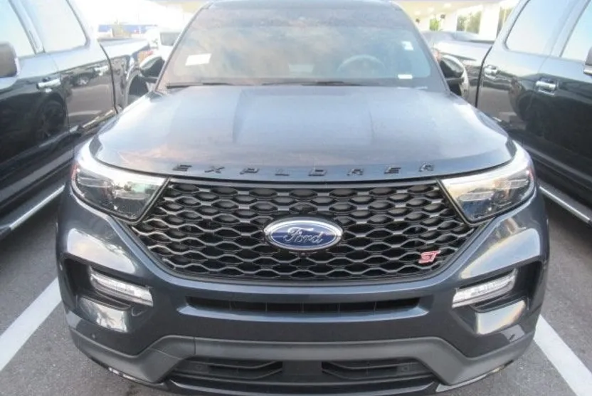2024 Ford Explorer ST photo 1