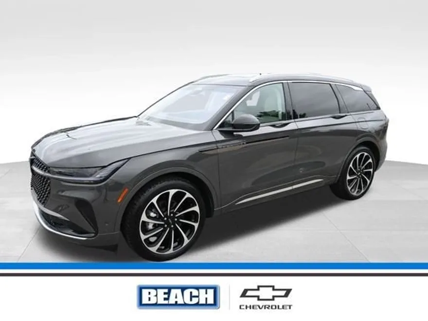 2024 Lincoln Nautilus Black Label photo 1