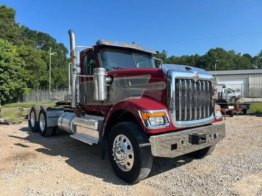 2021 International HX520 HX photo 1