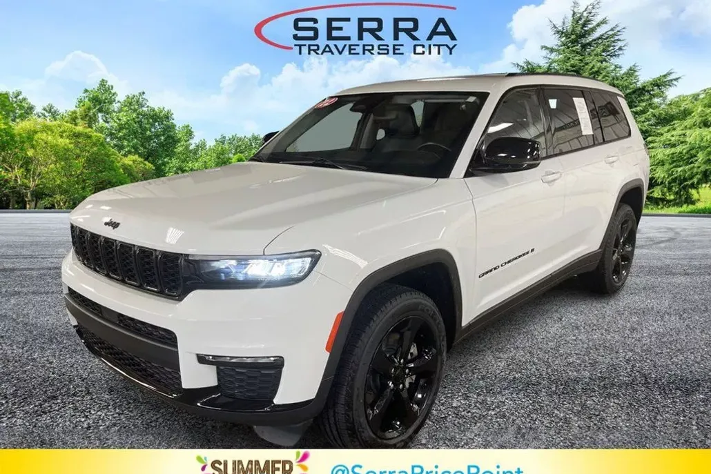 2022 Jeep Grand Cherokee Limited photo 1
