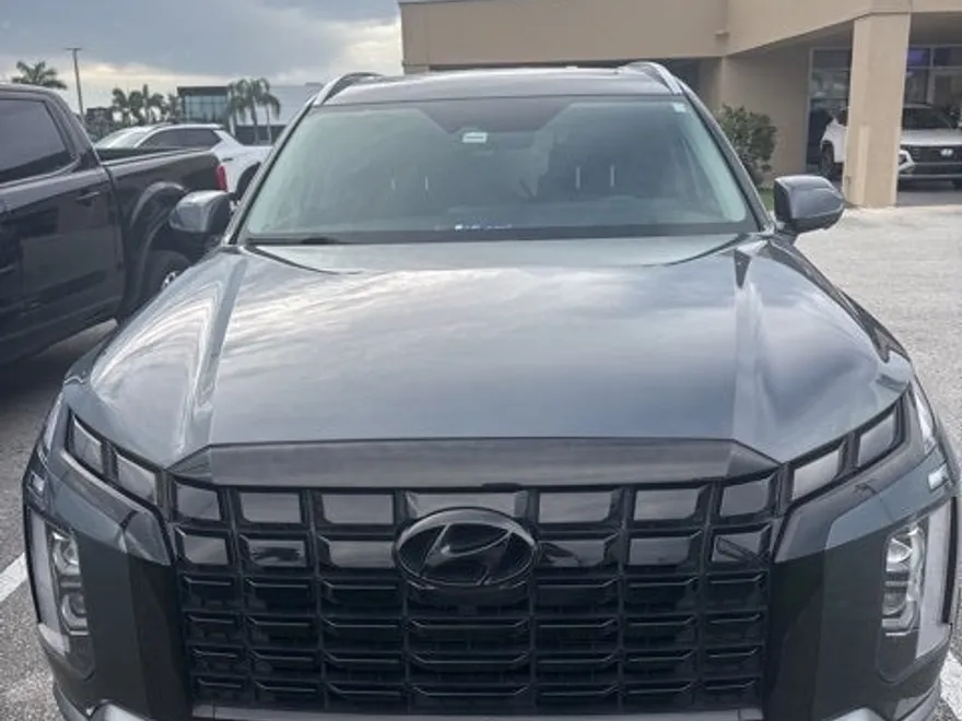 2023 Hyundai Palisade Limited photo 1