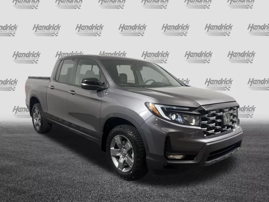 2025 Honda Ridgeline TrailSport photo 1